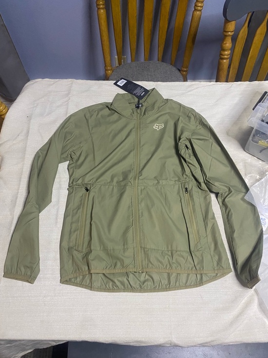 Fox Jackets & Blazers - Fox Women’s Olive Green Windbreaker Jacket with Zip Pockets
